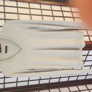 Quince Light Gray V-Neck Women's Sweater